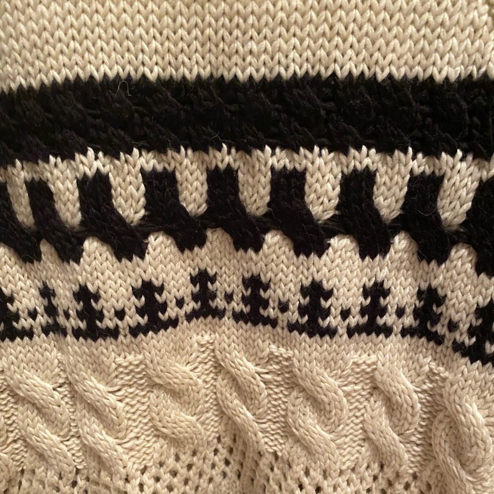 Chunky Sweater - Picture 5 of 6